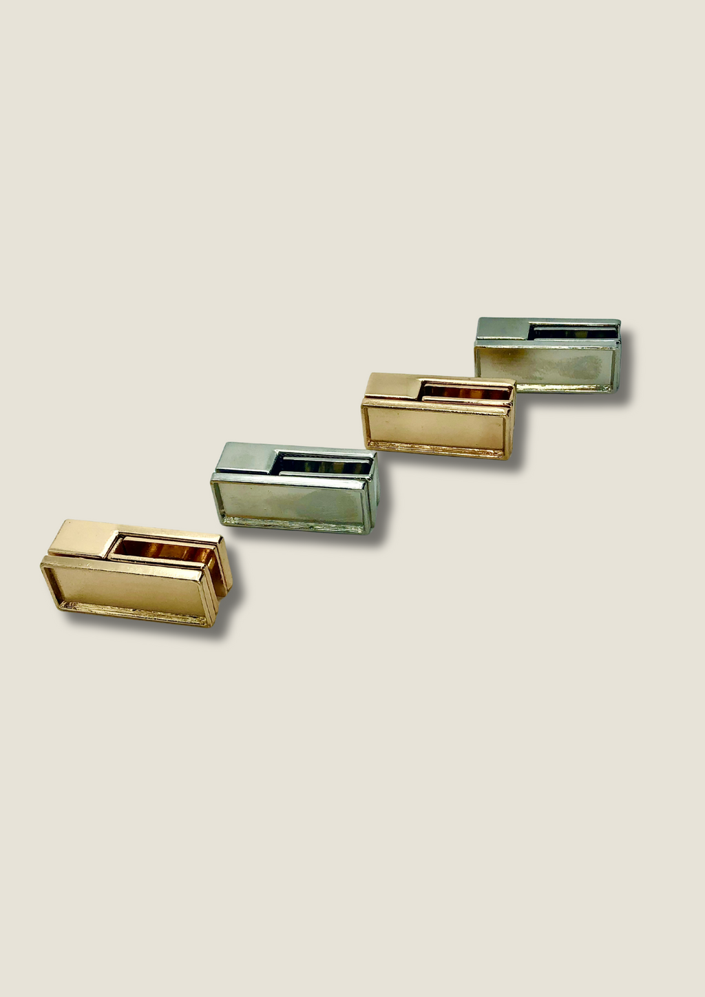 Twist lock bag clasp with panel for cover and pin Bag clasp Malusha Shop.