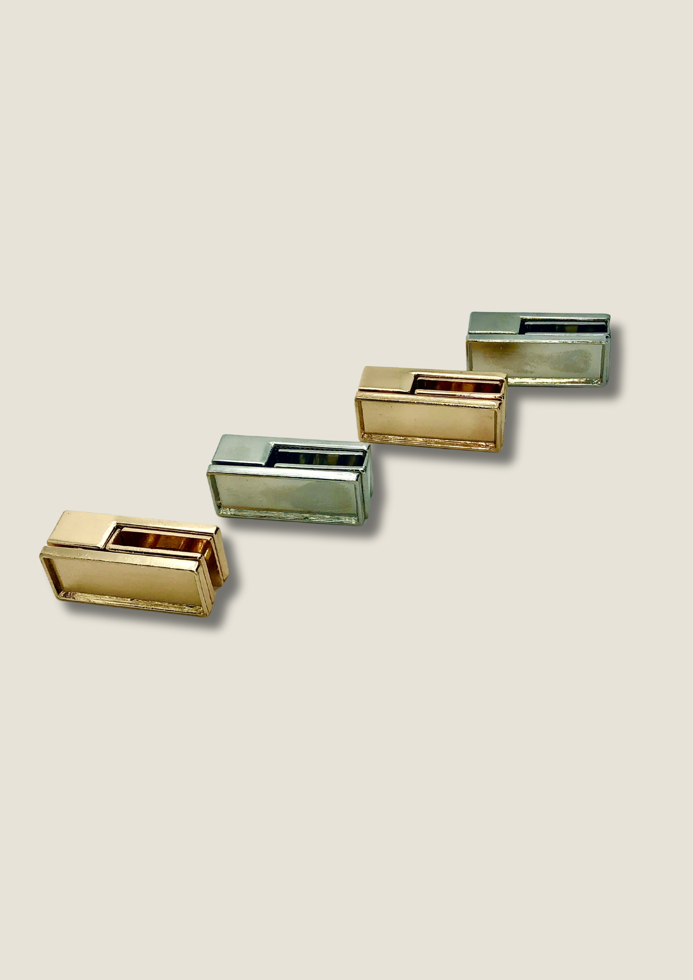 Twist lock bag clasp with panel for cover and pin Bag clasp Malusha Shop.