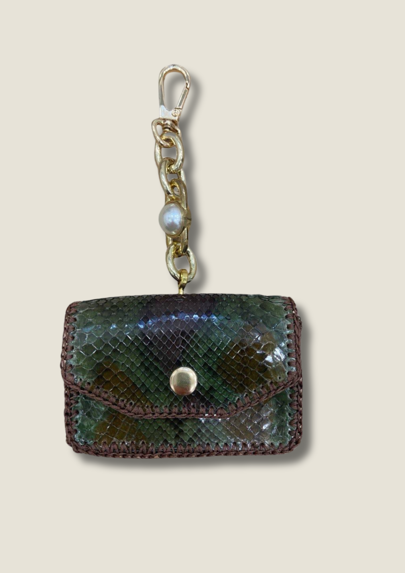Cardholder with gold chain and swivel hook Card holder Malusha Shop.