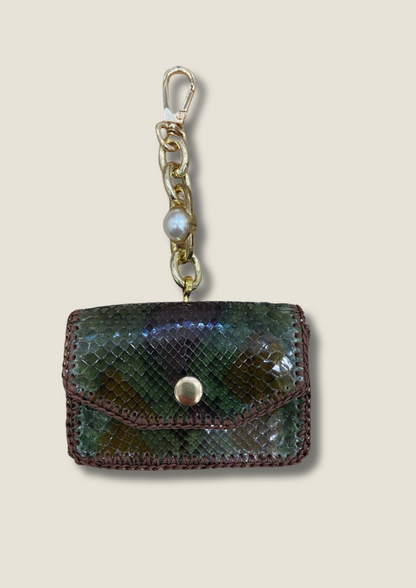 Cardholder with gold chain and swivel hook