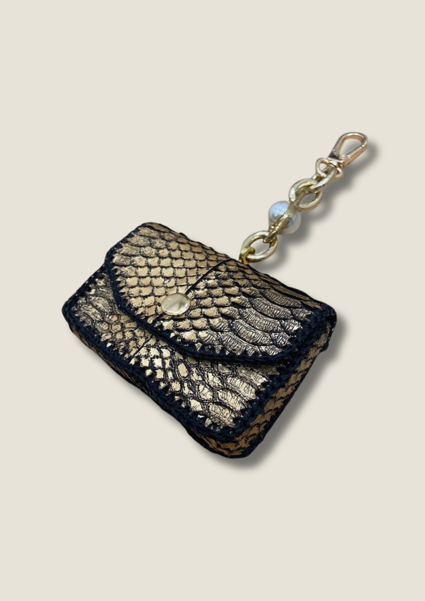 Cardholder with gold chain and swivel hook Card holder Malusha Shop.
