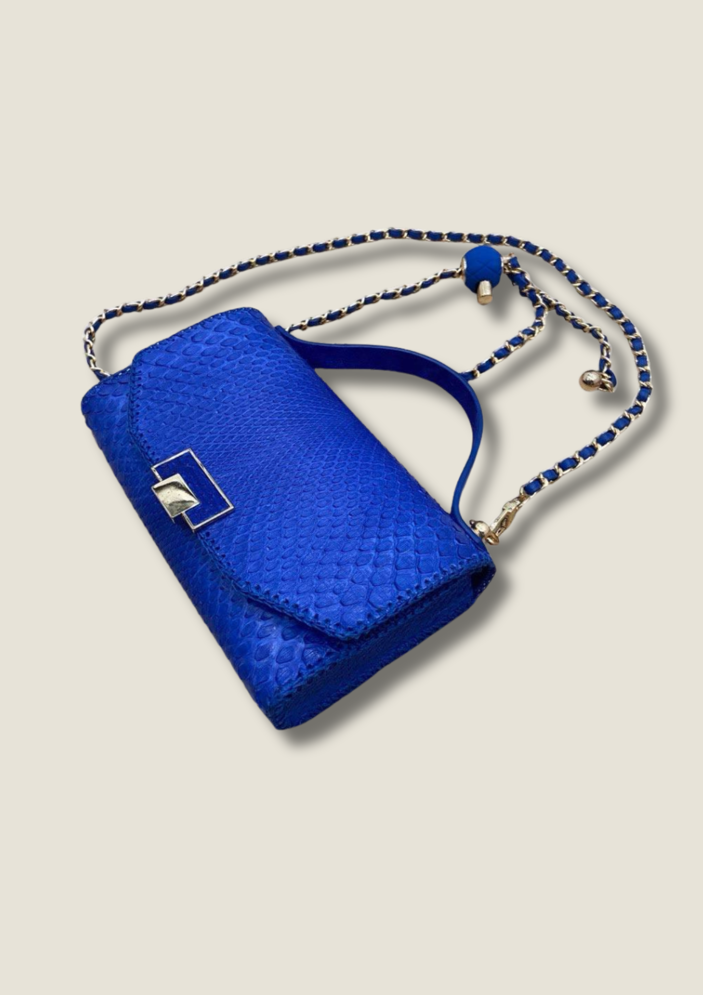 Phone bag with small handle Phone bag Malusha Shop.