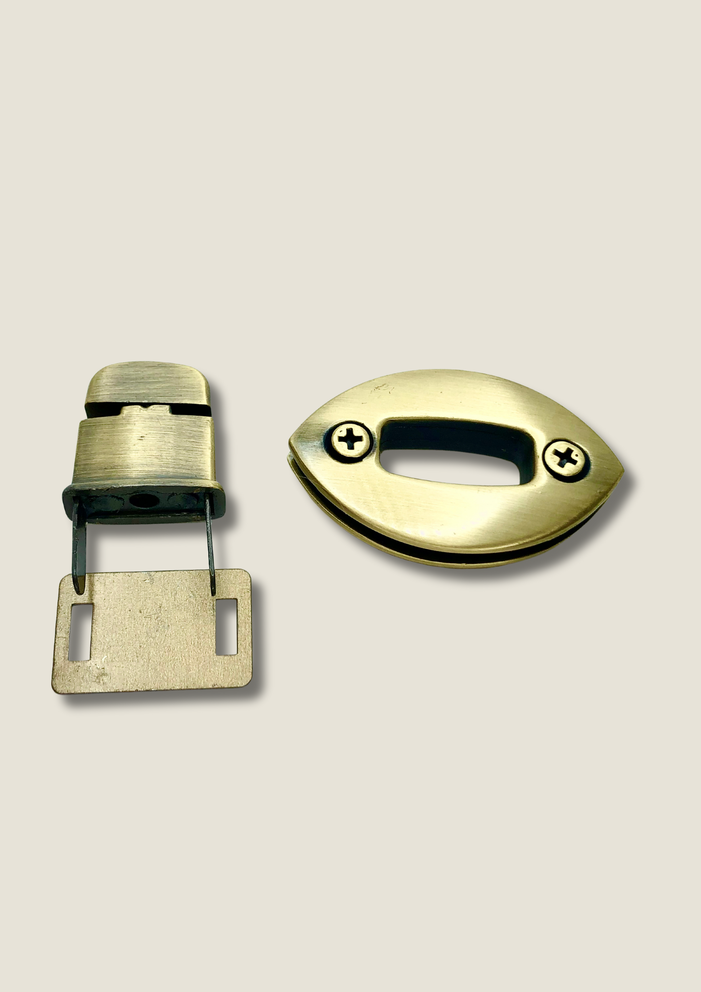 Eye-shape  twist lock Twist lock Malusha Shop.