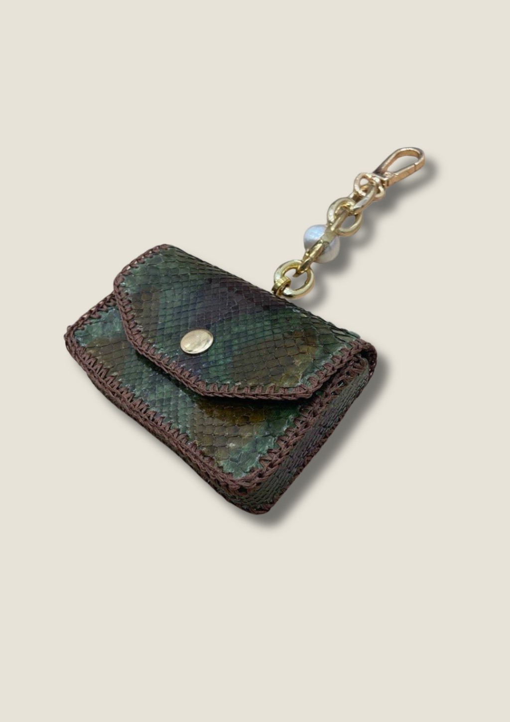 Cardholder with gold chain and swivel hook Card holder Malusha Shop.