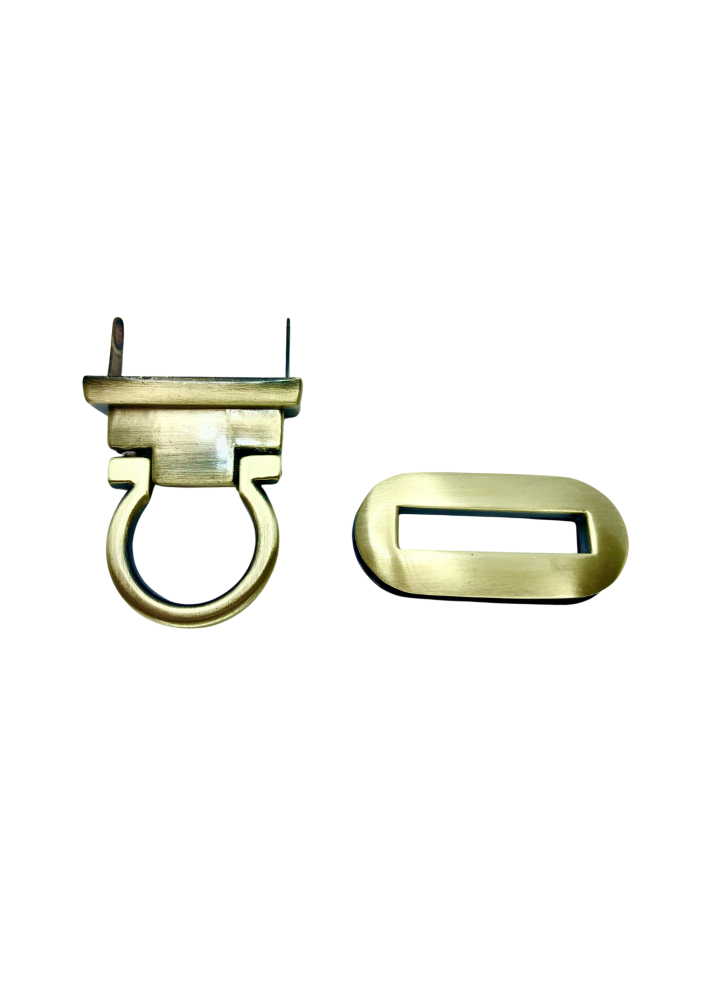 Oval Ferragamo style flip lock Flip lock Malusha Shop.