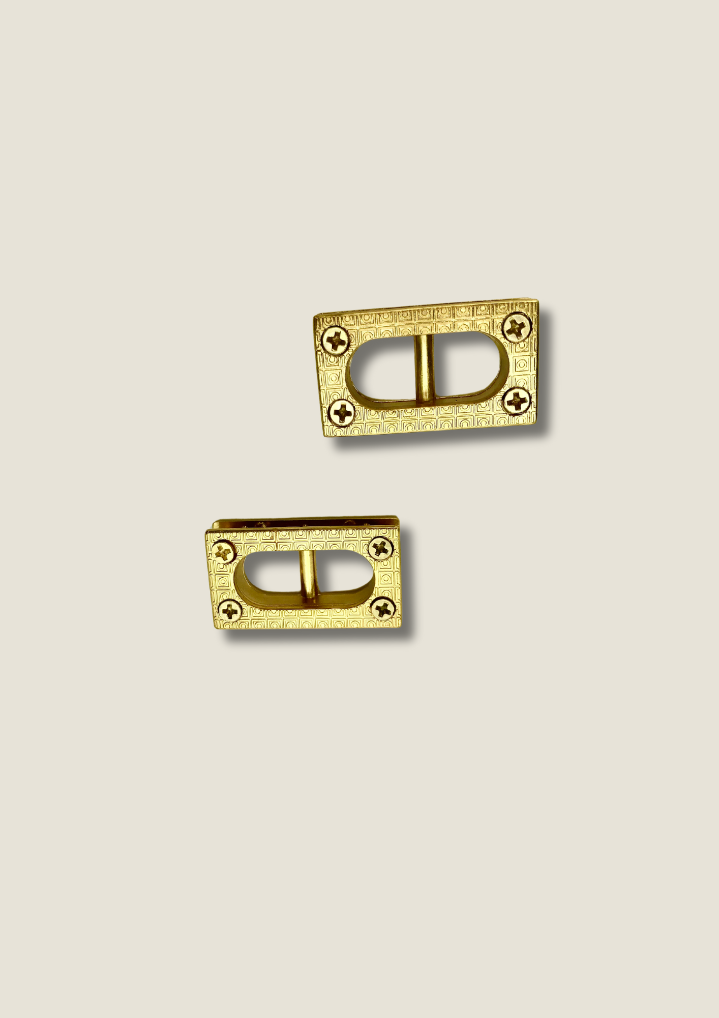 Magnetic bag clasp with piramid overlay with two eyelets Valentino style Claps Malusha Shop.