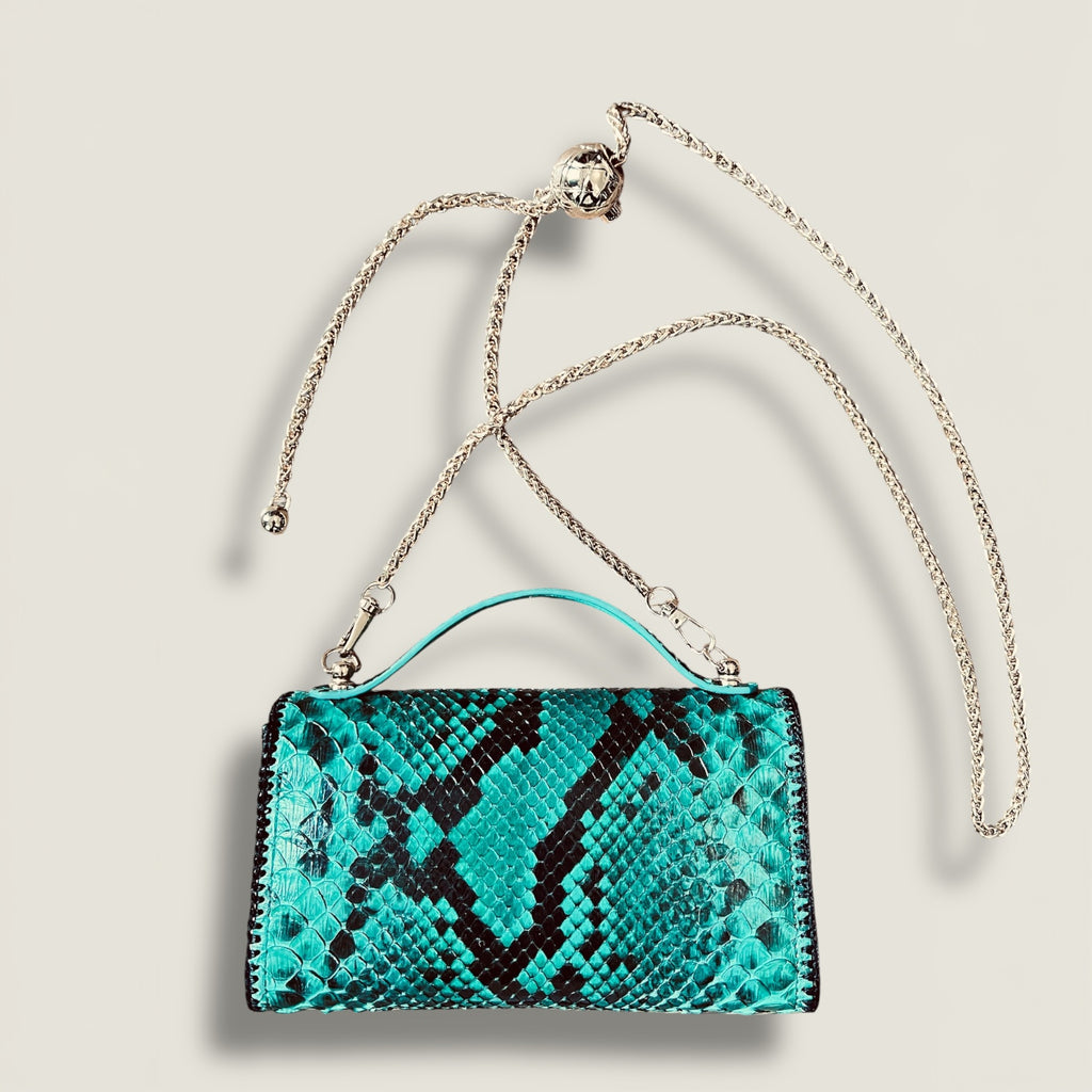 Refined Classic Leather Bag - Sophisticated Everyday Elegance